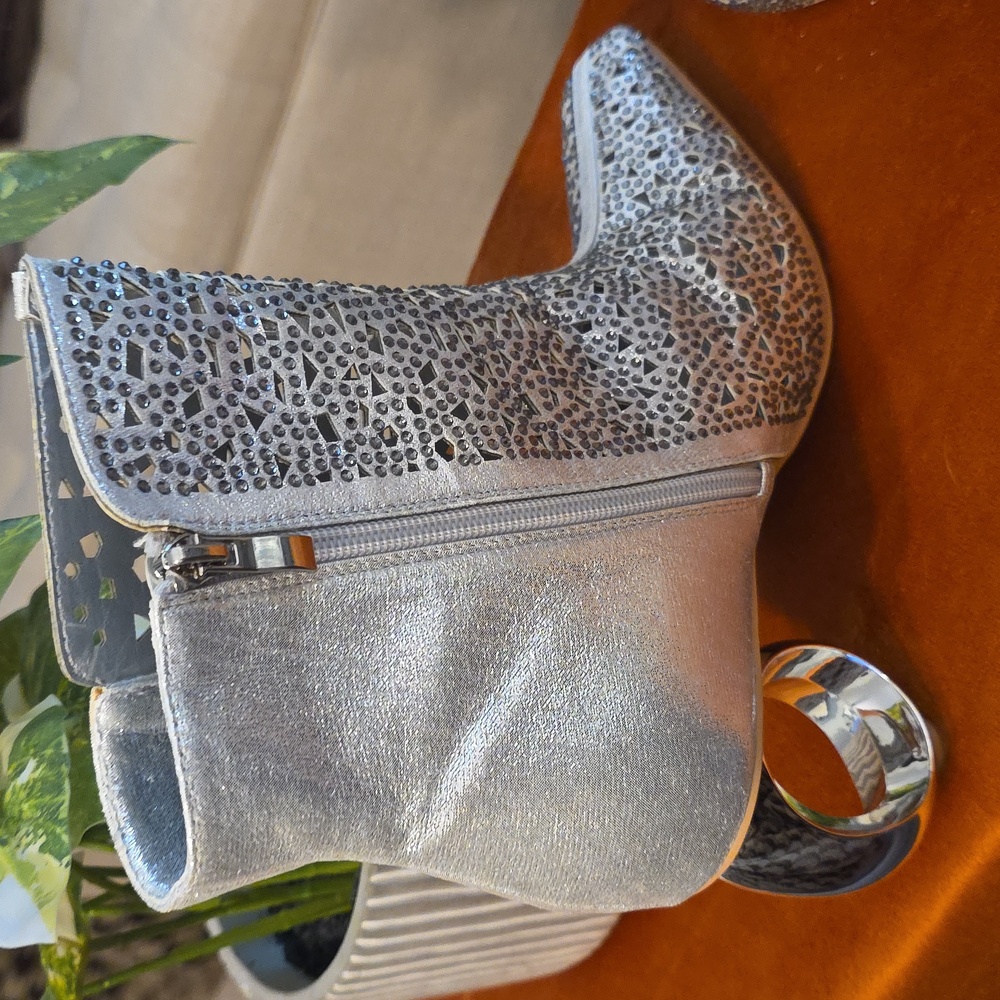 NWY LADY COUTOURE  Silver Ankle Boots with Geometric Heel - Picture 4 of 9
